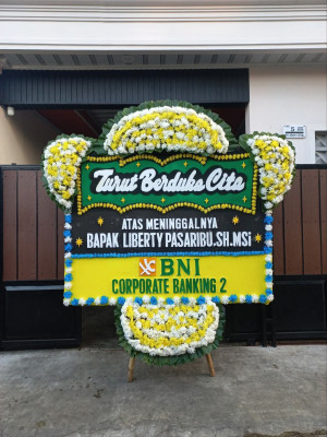 Papan Bunga Duka di Susut