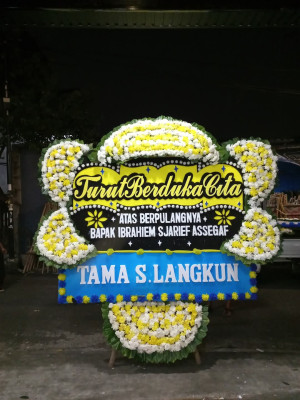 Papan Bunga Duka di Susut
